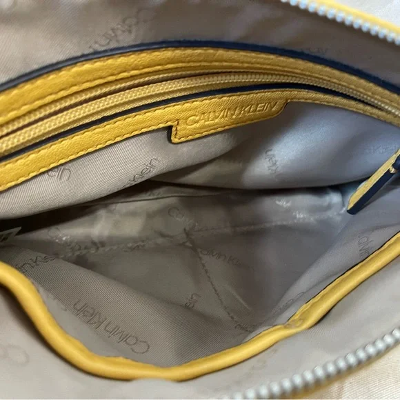 Beautiful Yellow Calvin Klein shoulder strap purse RN54163 CA57151 - Picture 6 of 8